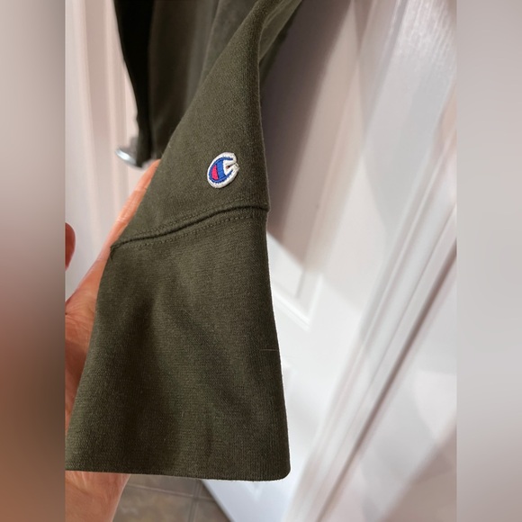 Champion Sweatshirt Size Medium - Picture 4 of 8